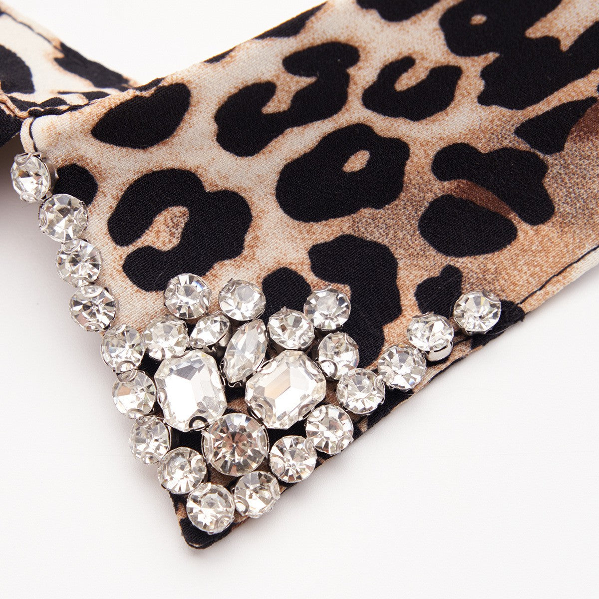 Serane Leopard Knit Collar